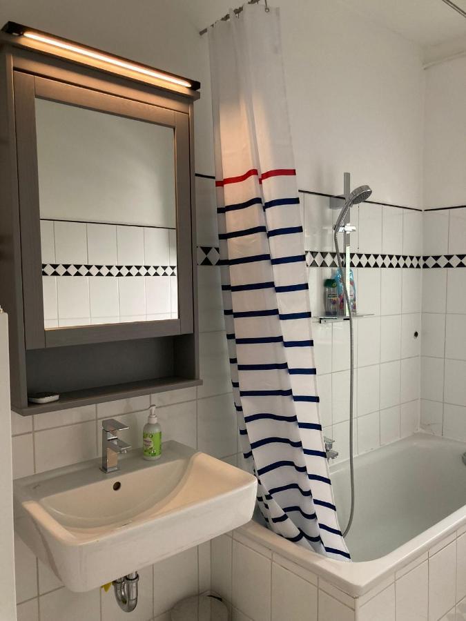 Ganze Wohnung Mit Garten BRE Extérieur photo